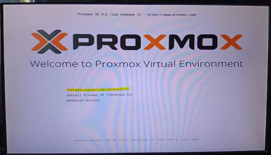 Proxmox su portatile - Lutritech.it